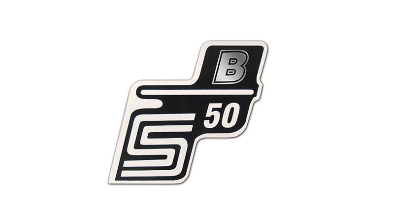 Schriftzug "S50B" für Seitendeckel